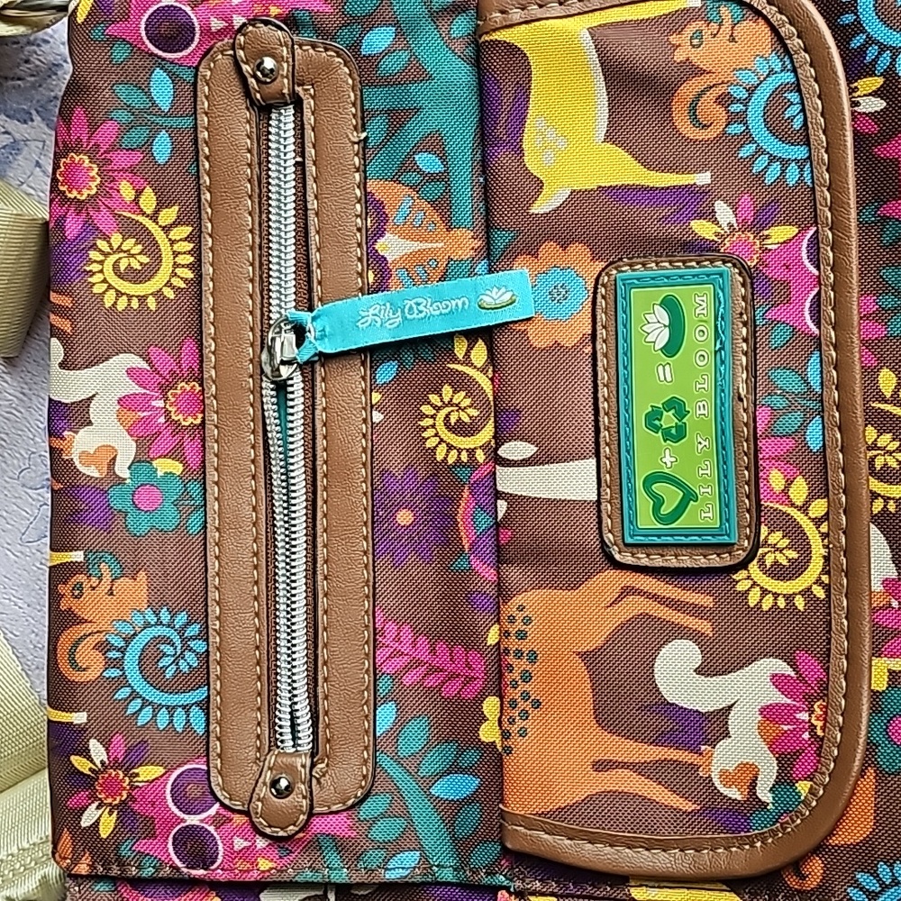 LILY BLOOM FOREST ANIMAL CROSSBODY BAG - Picture 3 of 11